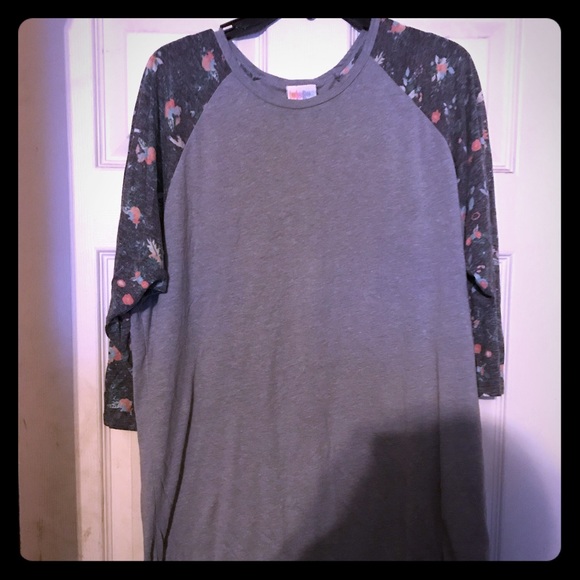 LuLaRoe Tops - Lularoe Randy